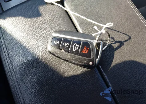 2015 Hyundai Genesis 3.8 из США, поврежденный, VIN KMHGN4JEXFU083922